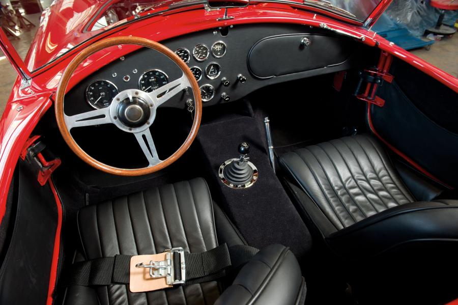  Shelby Cobra 289 1963 года  (фото 27 из 63)